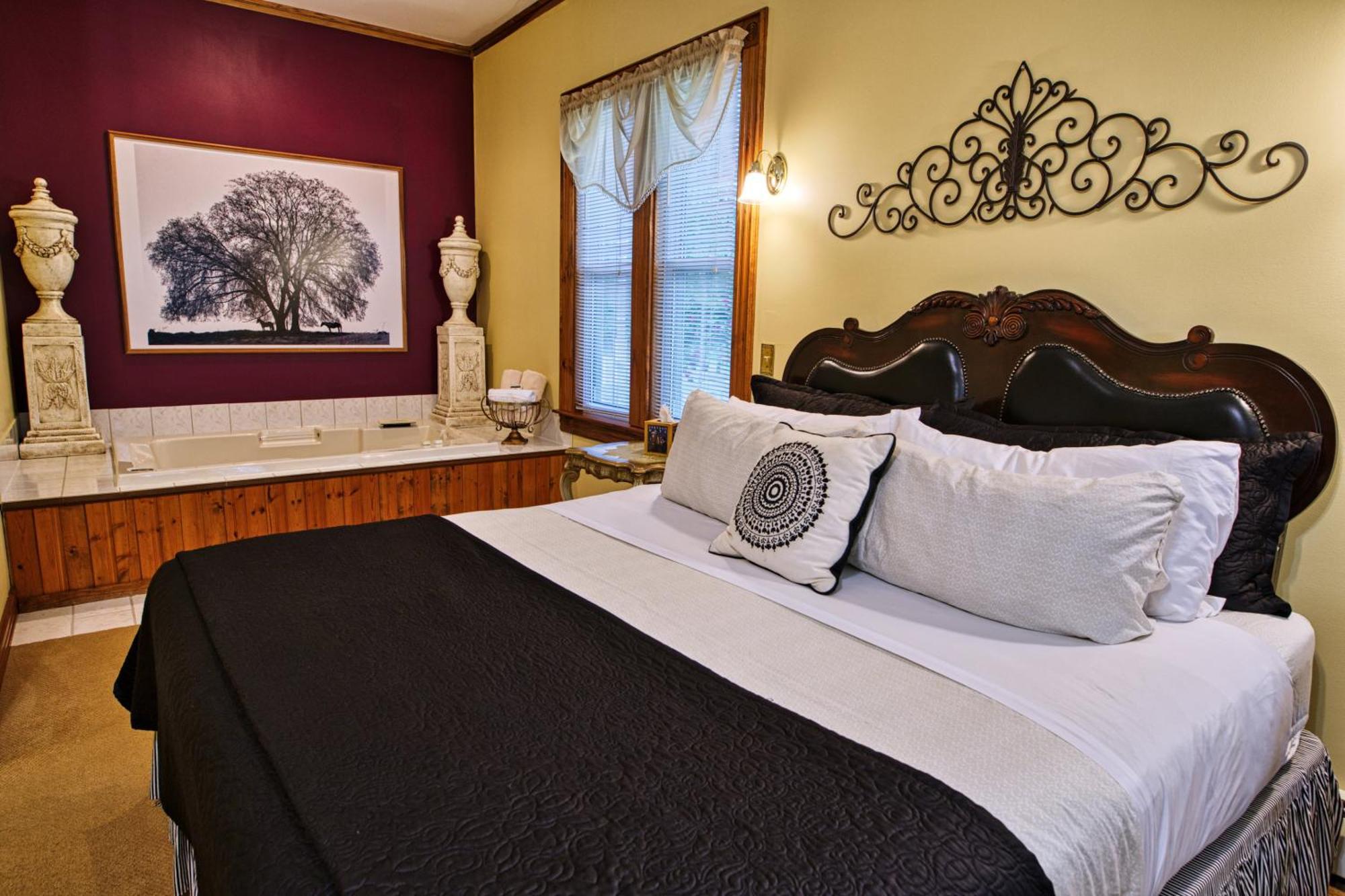 Rockwell Falls Inn And Wine Bar Lake Luzerne Εξωτερικό φωτογραφία