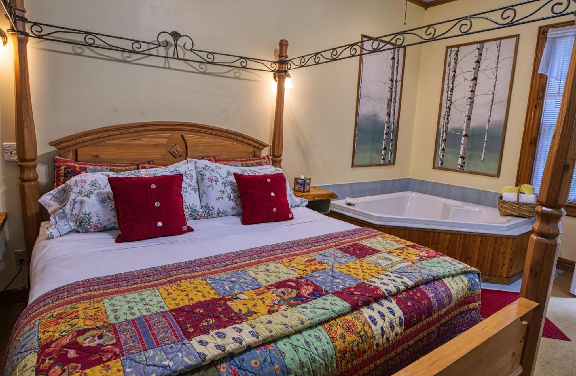 Rockwell Falls Inn And Wine Bar Lake Luzerne Δωμάτιο φωτογραφία