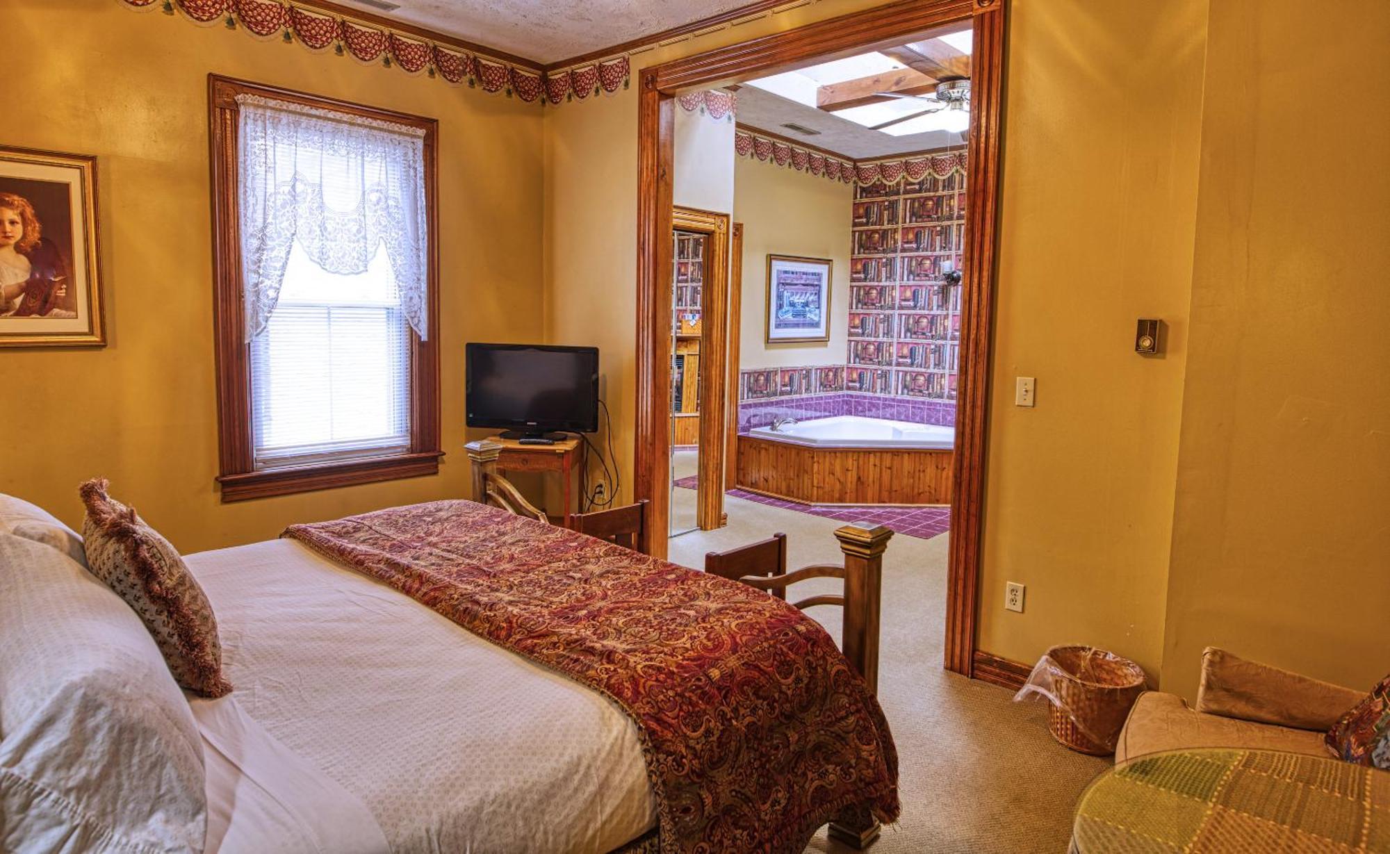 Rockwell Falls Inn And Wine Bar Lake Luzerne Δωμάτιο φωτογραφία