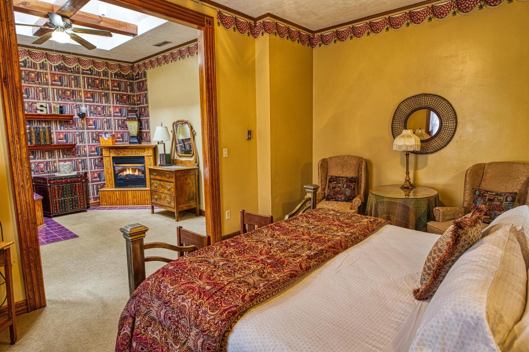 Rockwell Falls Inn And Wine Bar Lake Luzerne Δωμάτιο φωτογραφία