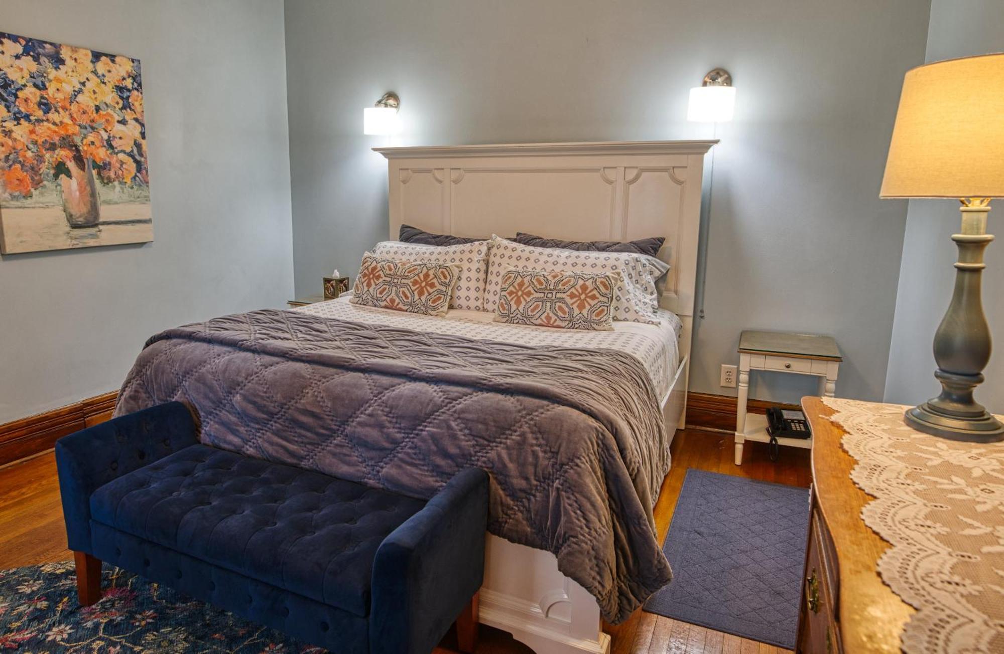 Rockwell Falls Inn And Wine Bar Lake Luzerne Δωμάτιο φωτογραφία