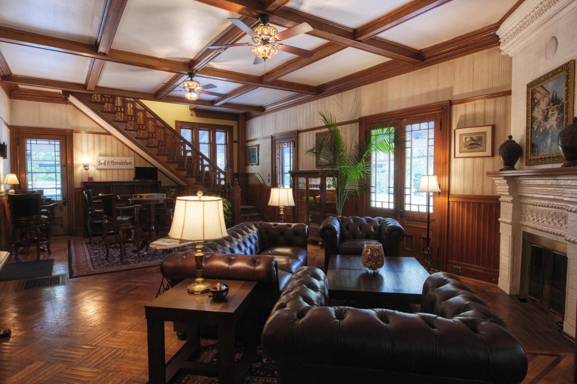 Rockwell Falls Inn And Wine Bar Lake Luzerne Εξωτερικό φωτογραφία